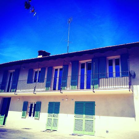 B&B "Madama Granet" Borgo San Dalmazzo Exteriör bild
