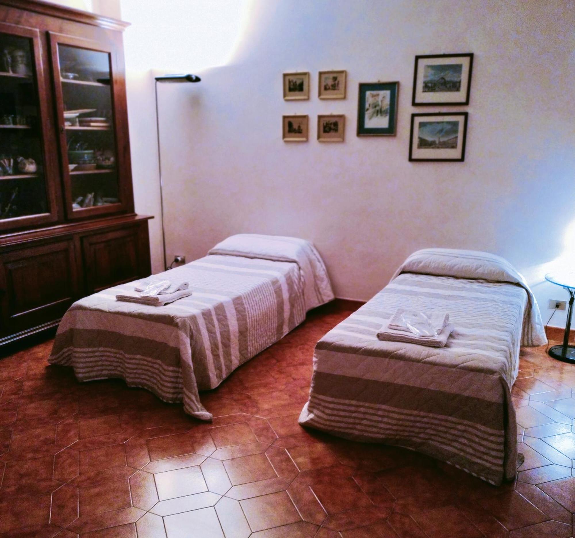 B&B "Madama Granet" Borgo San Dalmazzo Exteriör bild