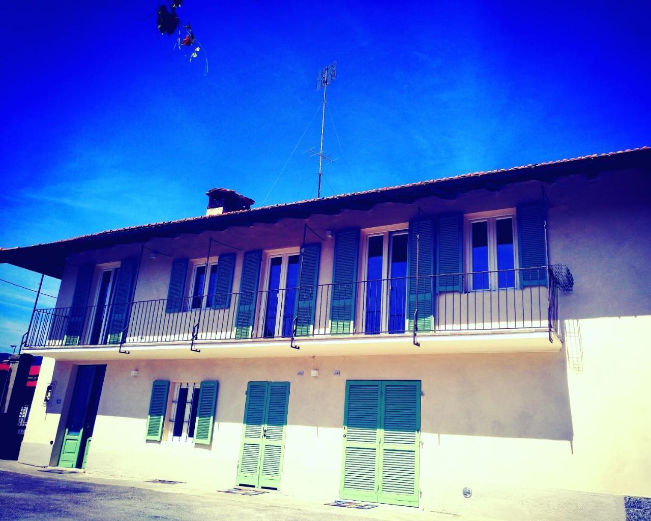 B&B "Madama Granet" Borgo San Dalmazzo Exteriör bild