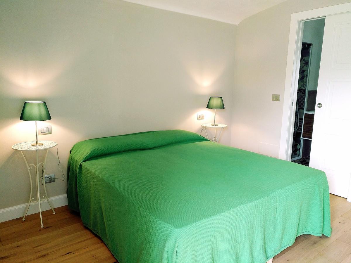 B&B "Madama Granet" Borgo San Dalmazzo Exteriör bild